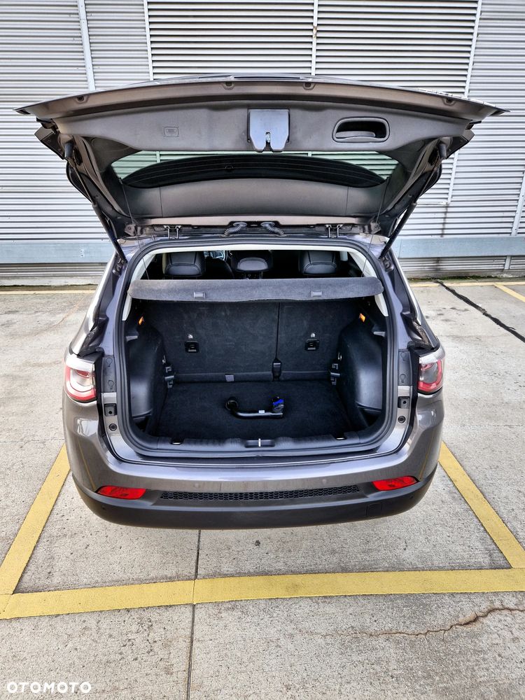 Jeep Compass 1.3 TMair Limited FWD S&S DDCT - 17