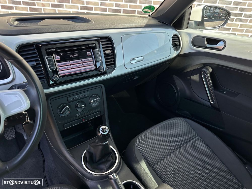 VW New Beetle 1.6 TDi Design - 12