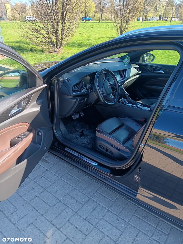 Opel Insignia Sport2.0 Direct InjTurbo 4x4 Exclusive - 16