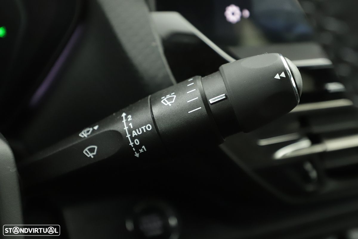 Citroën C5 X 1.2 PureTech Feel EAT8 - 18