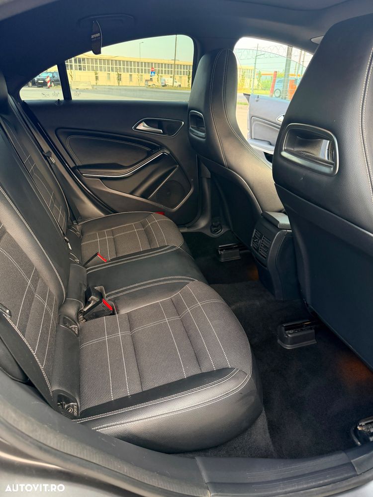 Mercedes-Benz CLA 220 - 10