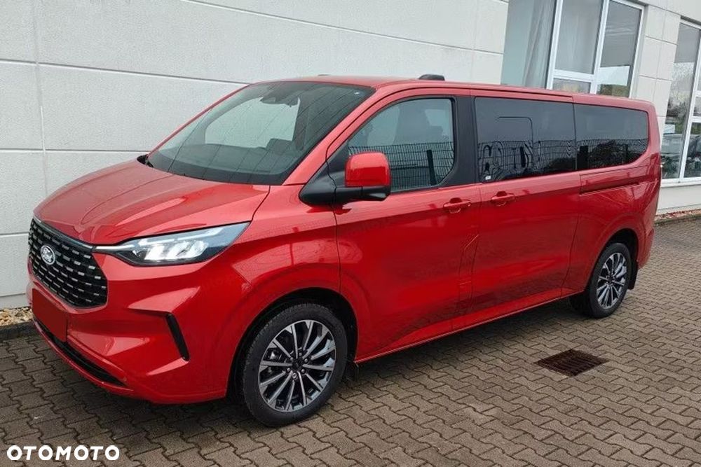 Ford Tourneo Custom - 3