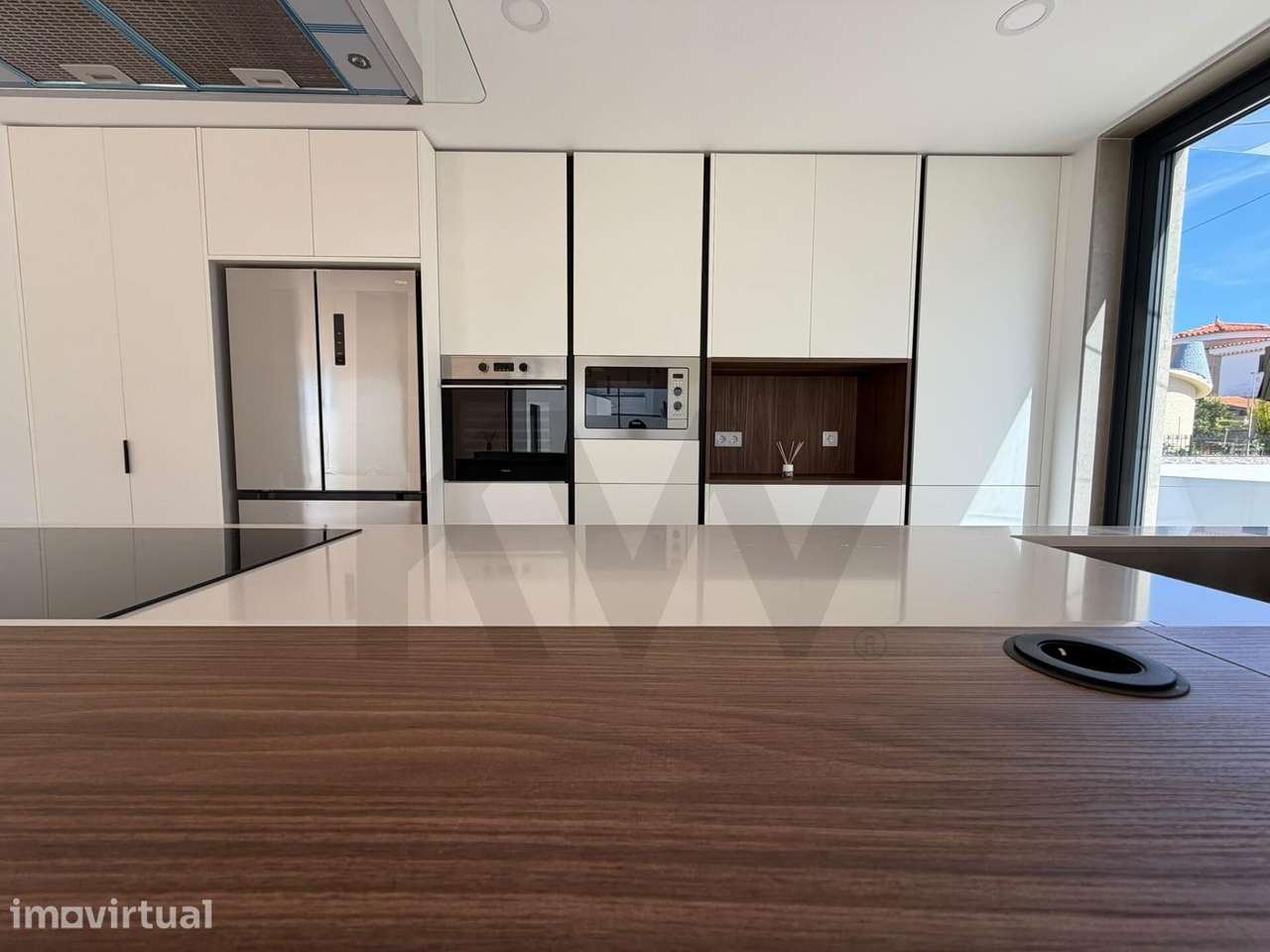 Moradia T4 Isolada Com 3 Suites - Grande imagem: 5/26