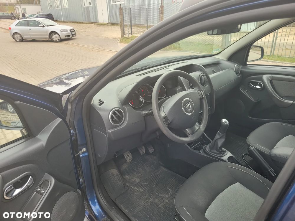 Dacia Duster SCe 115 4x2 Laureate - 11