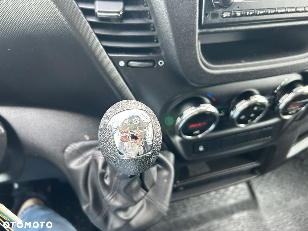 Iveco Daily 40C15 35C15 3.0 HPI Kontener 9 palet + winda 1000kg + drzwi boczne **Bez Adblue**KLIMA**Serwis**Sprowadzony** - 17