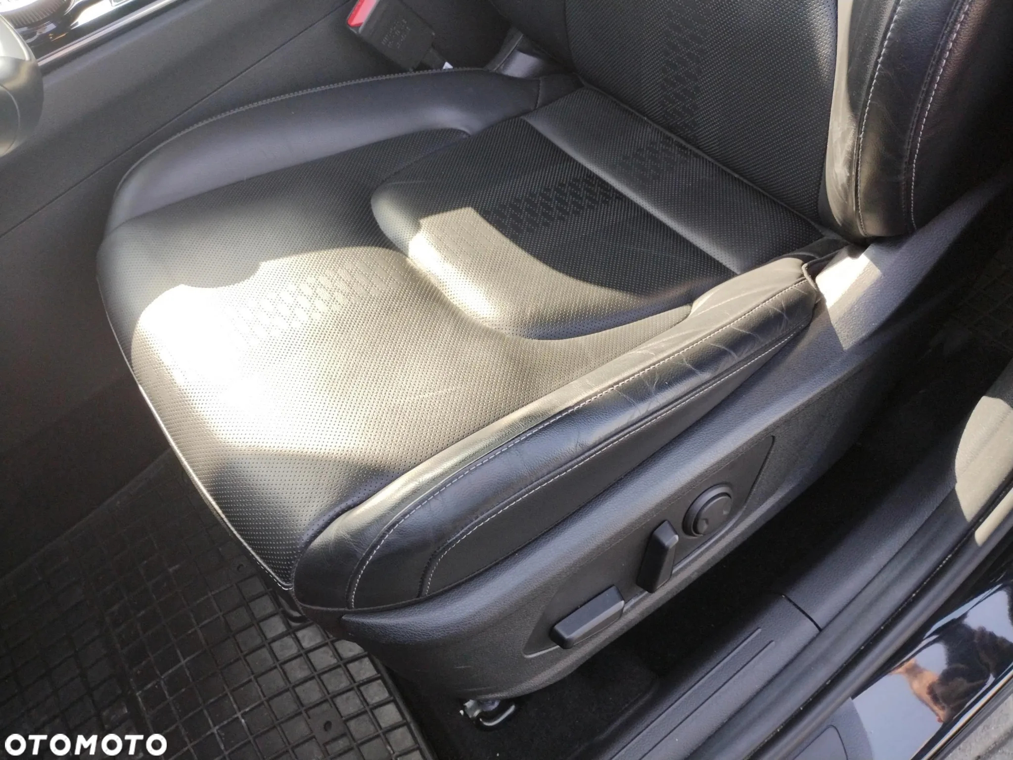 Kia Sportage 1.6 T-GDI HEV Business Line 2WD - 12