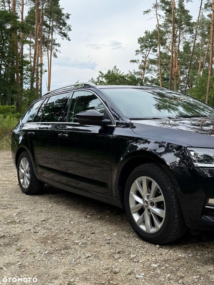 Skoda Octavia 1.6 TDI DSG Premium Edition - 6