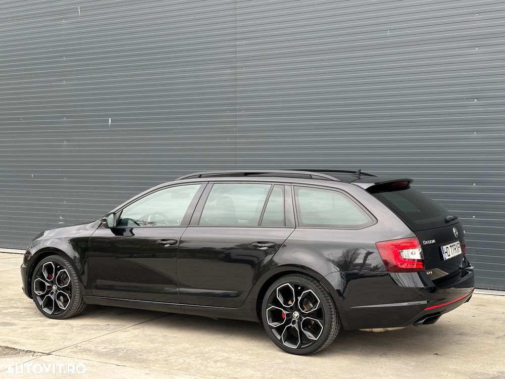 Skoda Octavia 2.0 TDI DSG 4X4 RS - 9