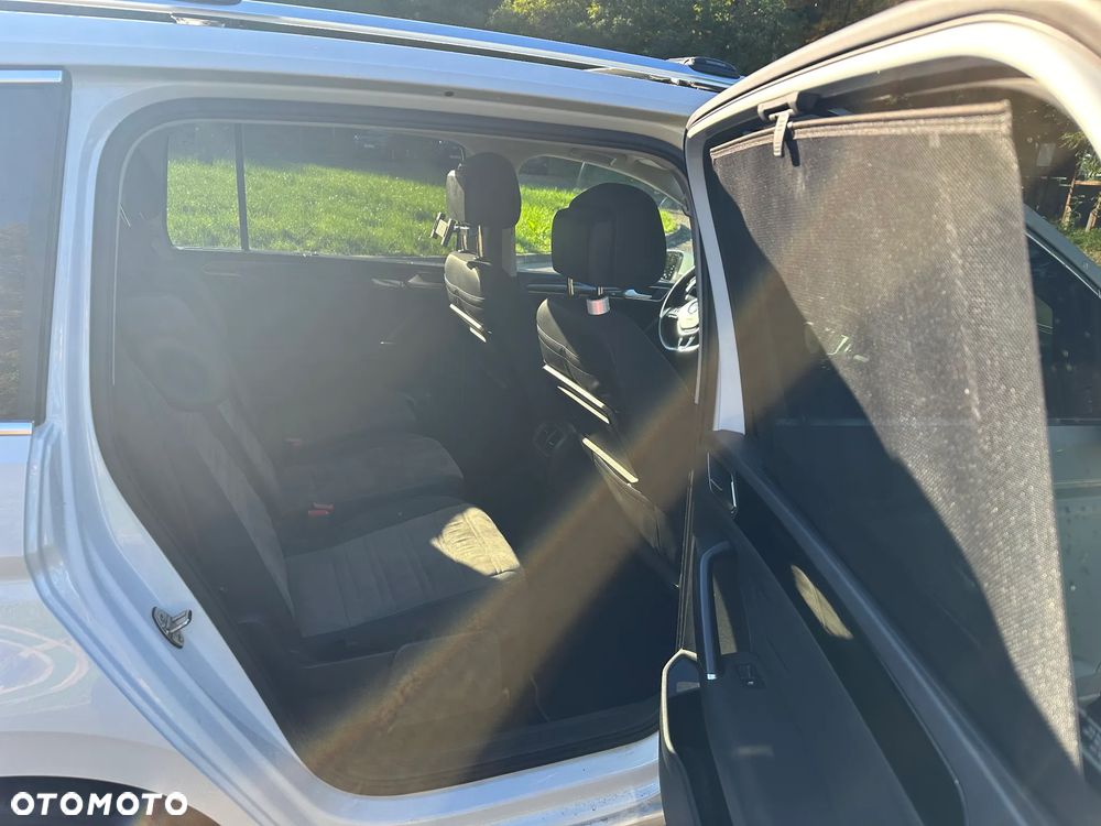 Volkswagen Touran 1.8 TSI BMT Highline DSG - 30