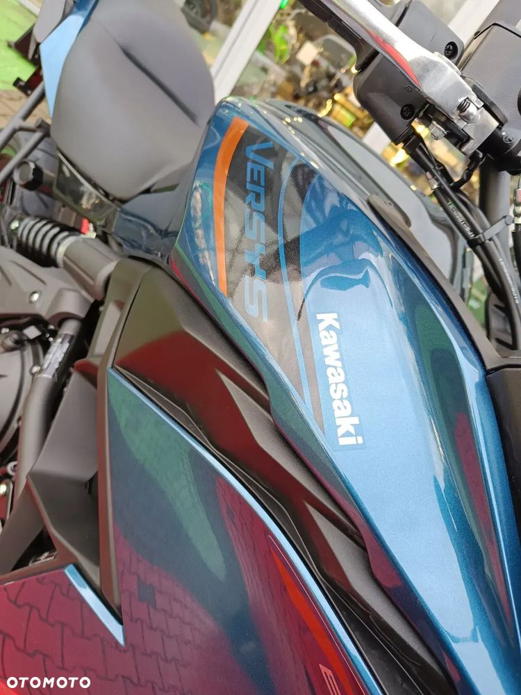 Kawasaki Versys 650 - 25