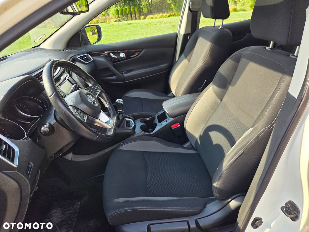 Nissan Qashqai 1.3 DIG-T N-Connecta - 13