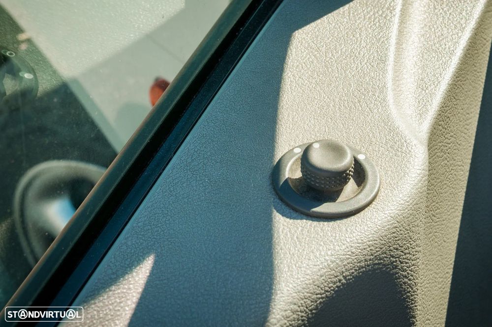 Renault Scénic 1.4 16V RTE - 18