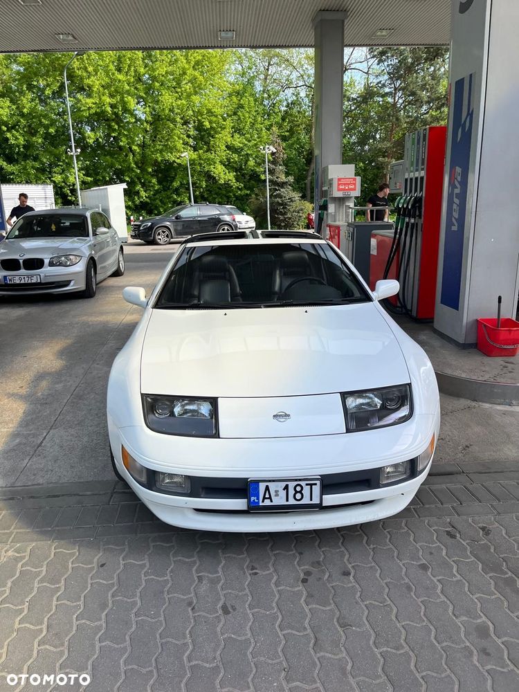 Nissan 300 ZX - 6