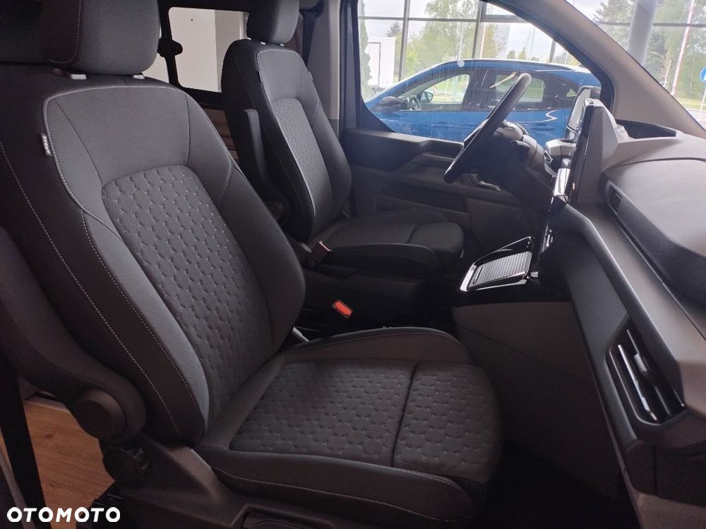Ford Transit Custom - 11