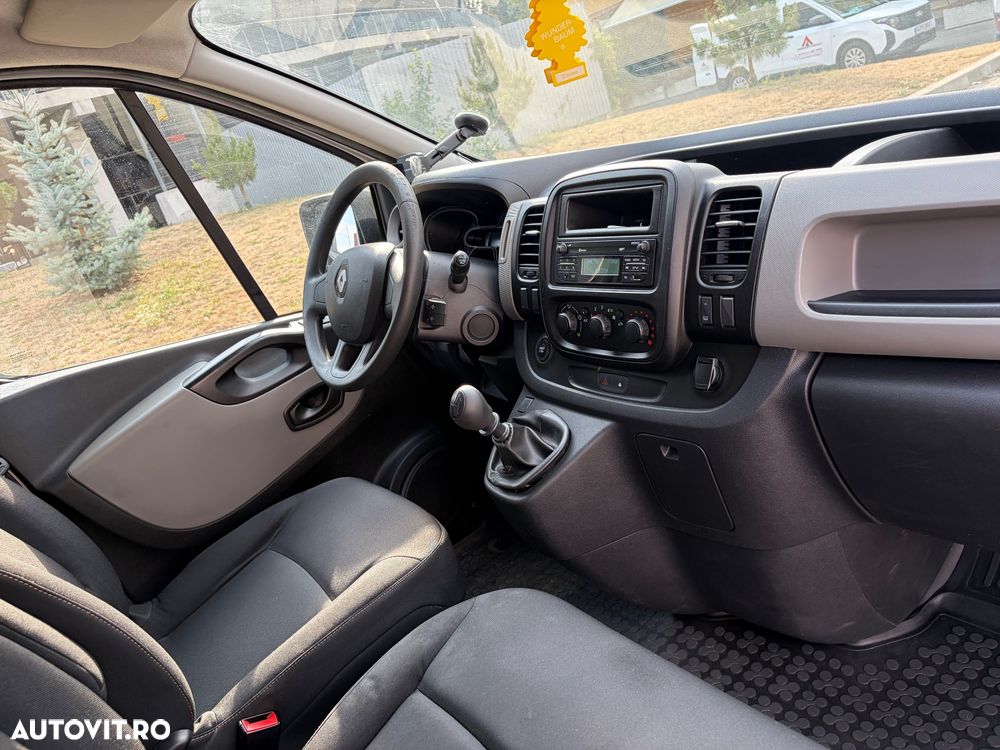Renault Trafic - 9