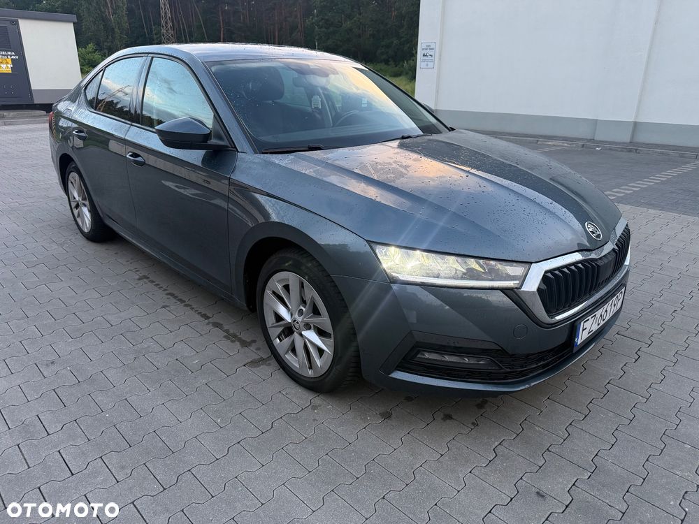 Skoda Octavia 2.0 TDI Sportline - 2