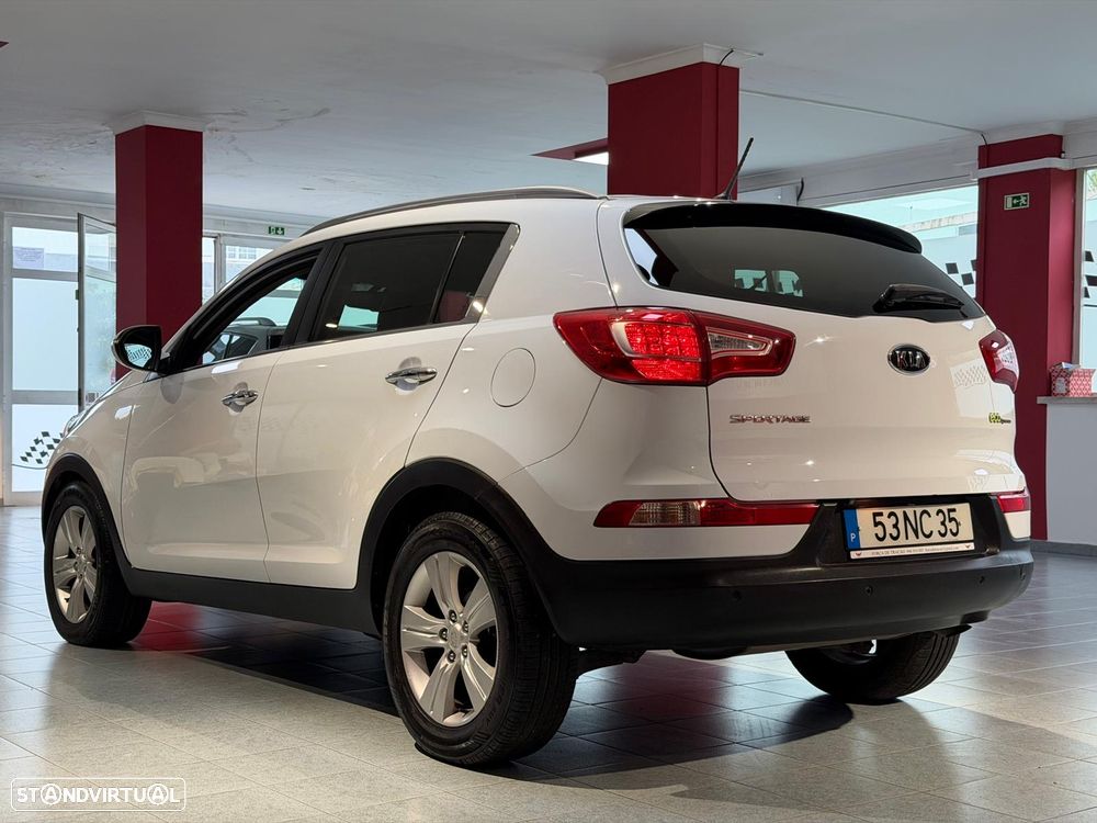 Kia Sportage 1.7 CRDI ISG More Edition - 13