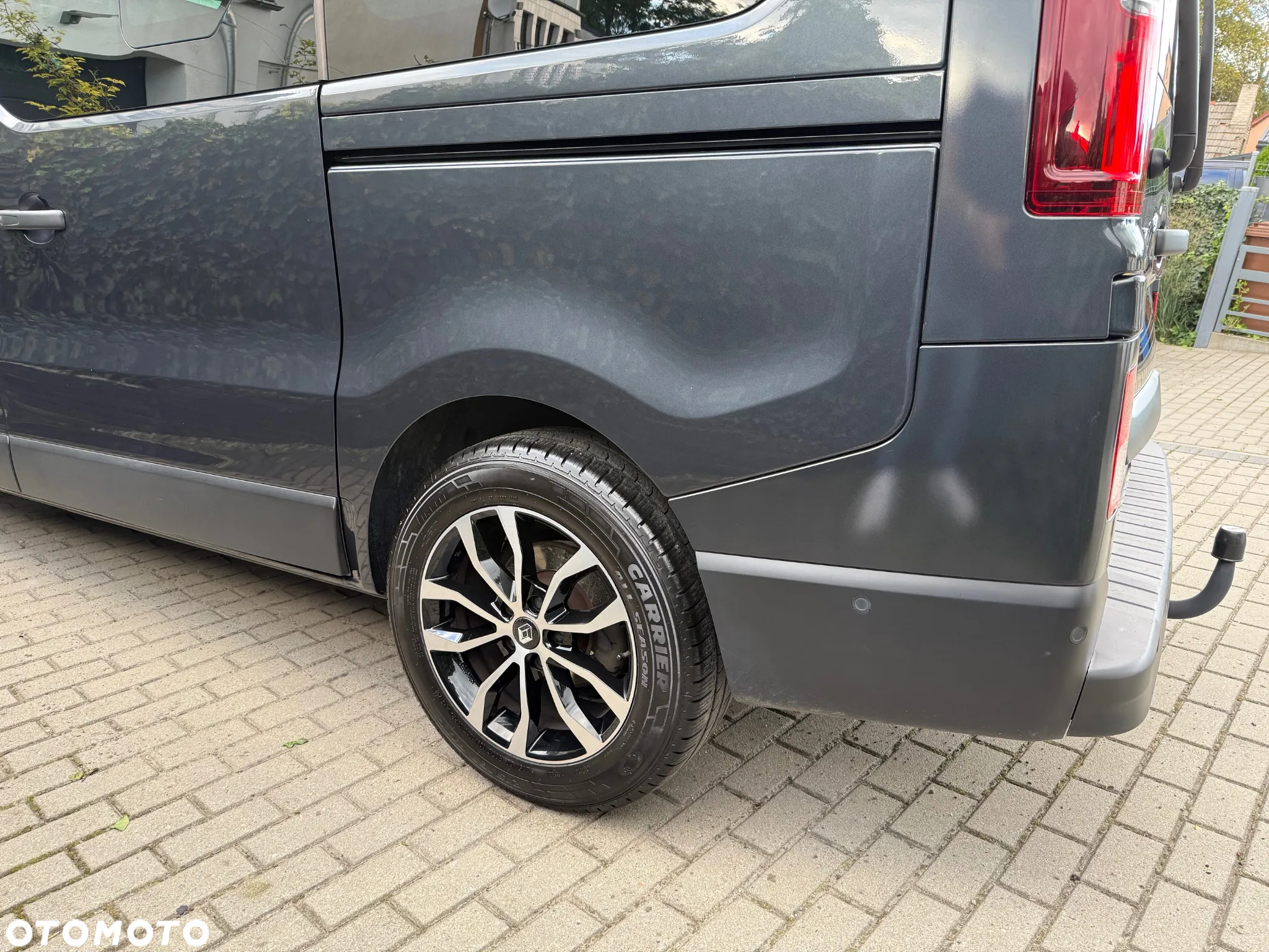 Renault Trafic - 12