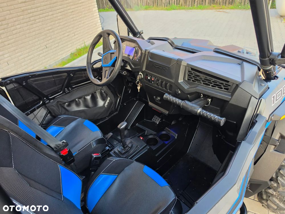 Polaris RZR - 24