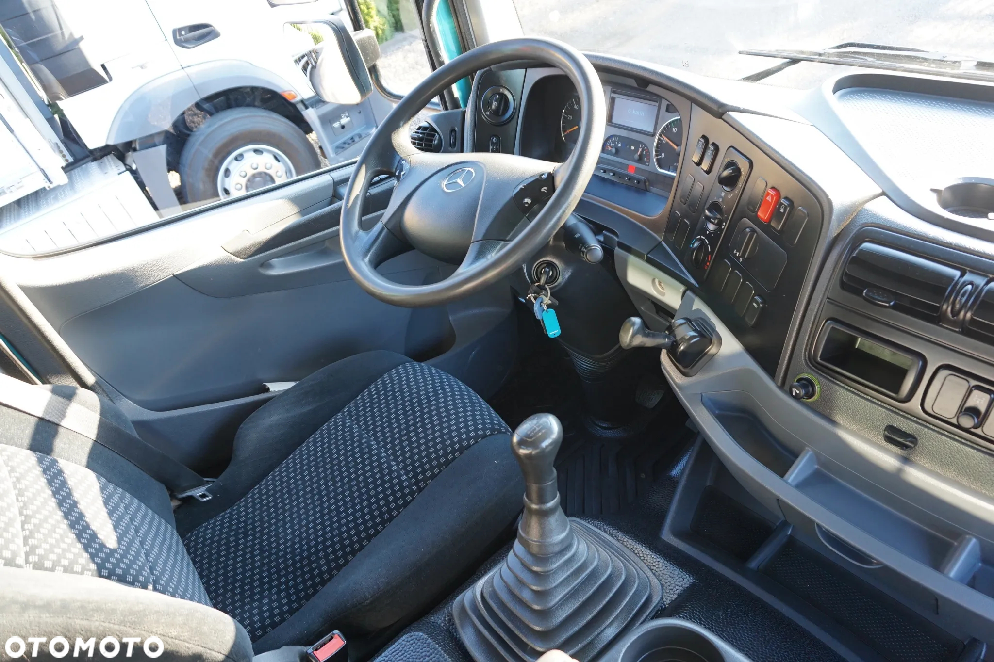 Mercedes-Benz AXOR 1829 MEILLER KIPPER TYLKO 162 Tys Km. ORYGINAŁ JAK NOWY. - 37