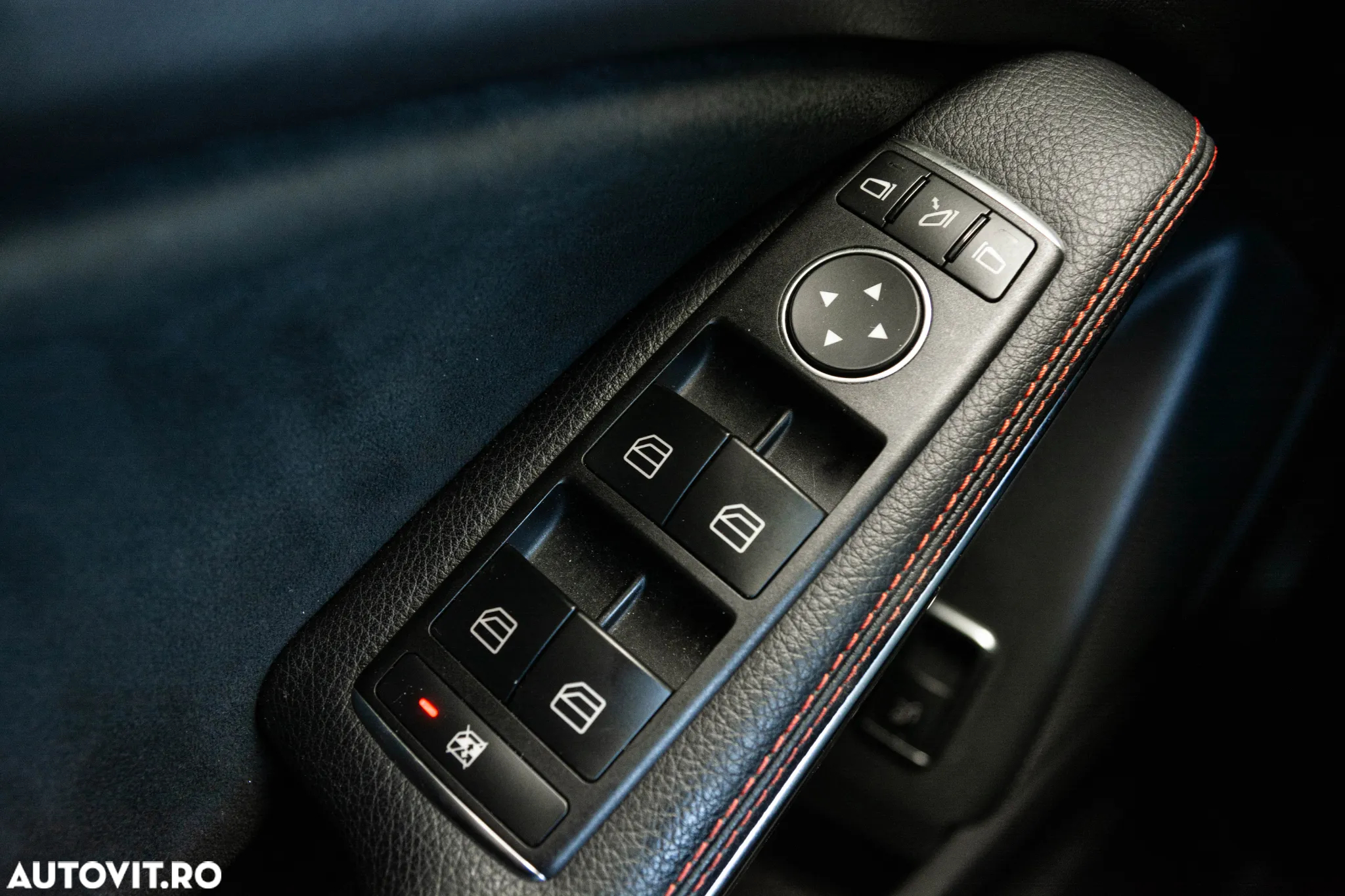 Mercedes-Benz GLA 200 d Aut. - 26