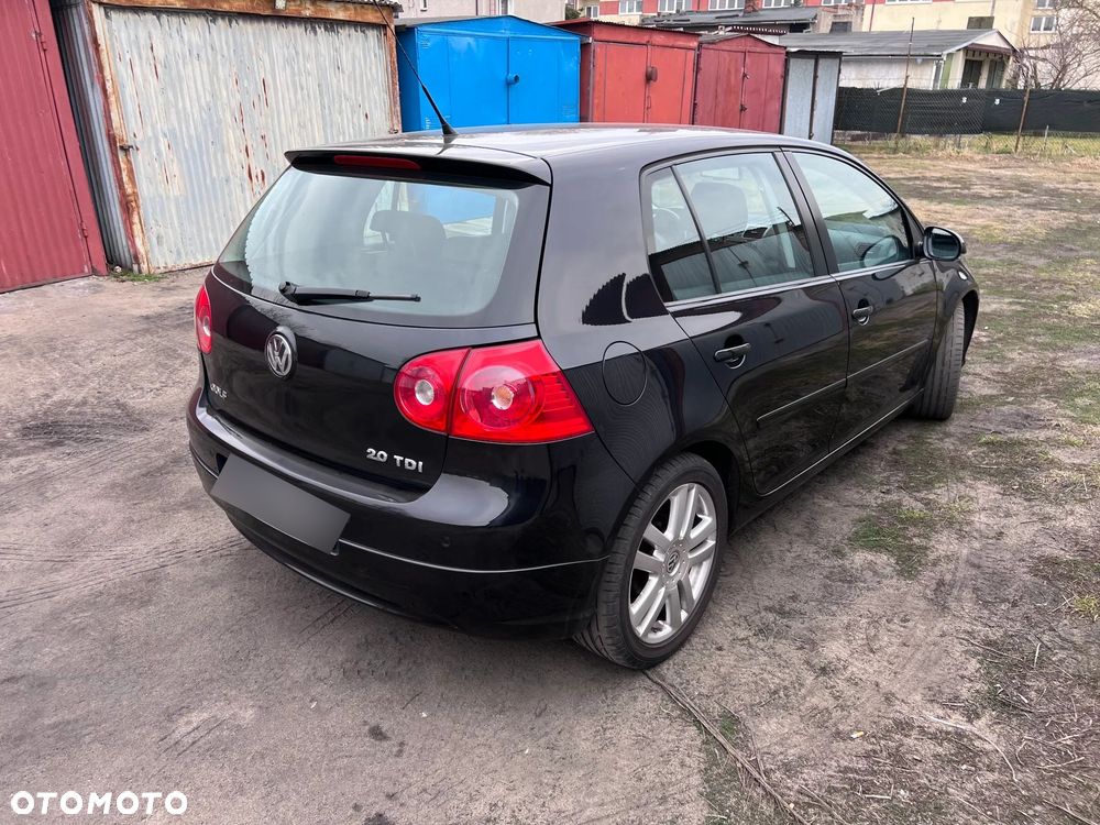 Volkswagen Golf 2.0 TDI Sportline - 4