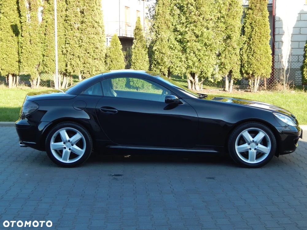 Mercedes-Benz SLK 300 7G-TRONIC - 16