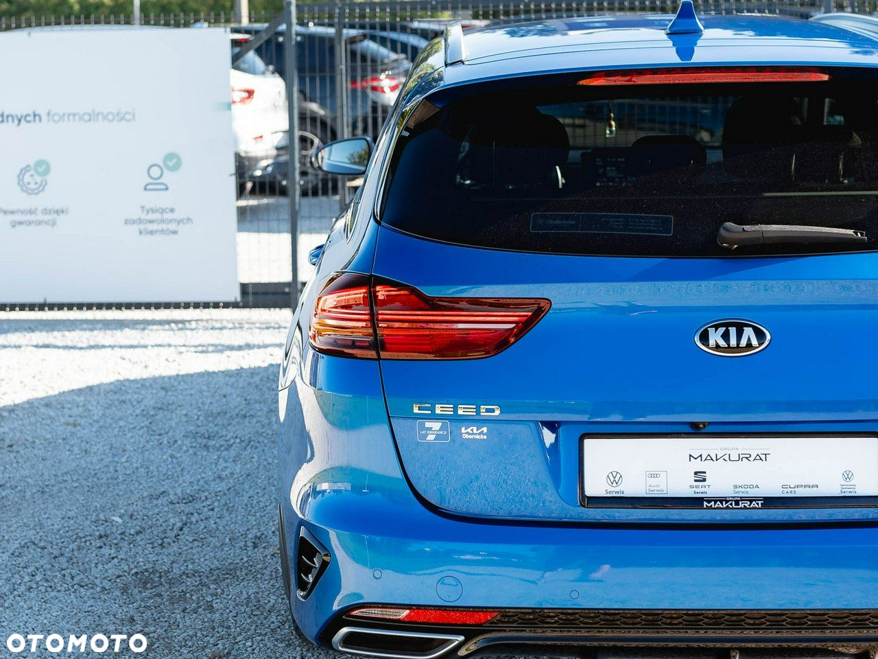 Kia Ceed - 12