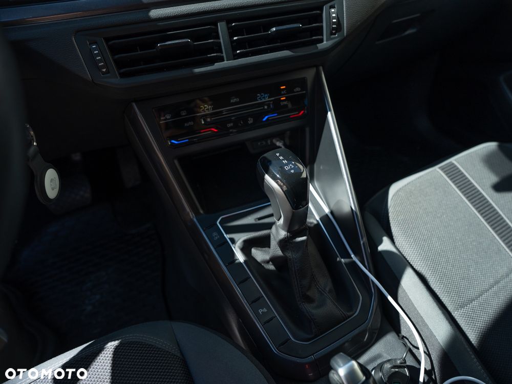 Volkswagen Polo 1.0 TSI Style DSG - 27
