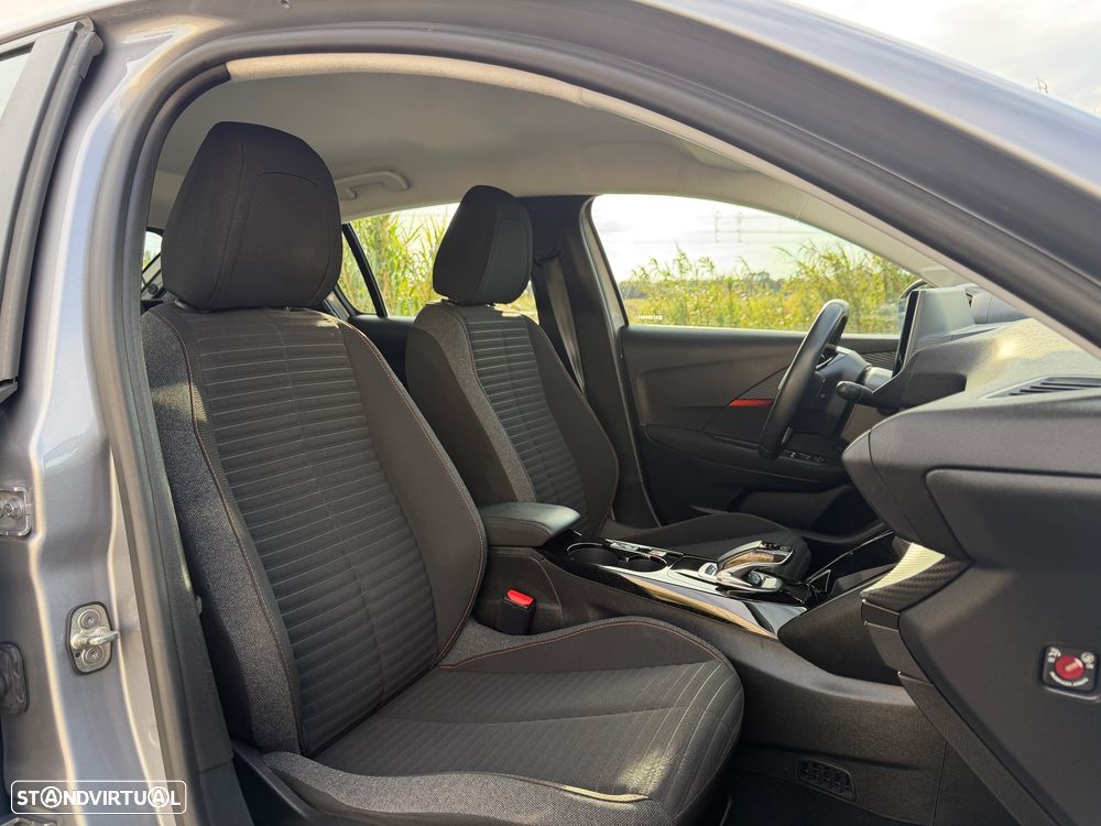 Peugeot e-208 50 kWh Active Pack - 6