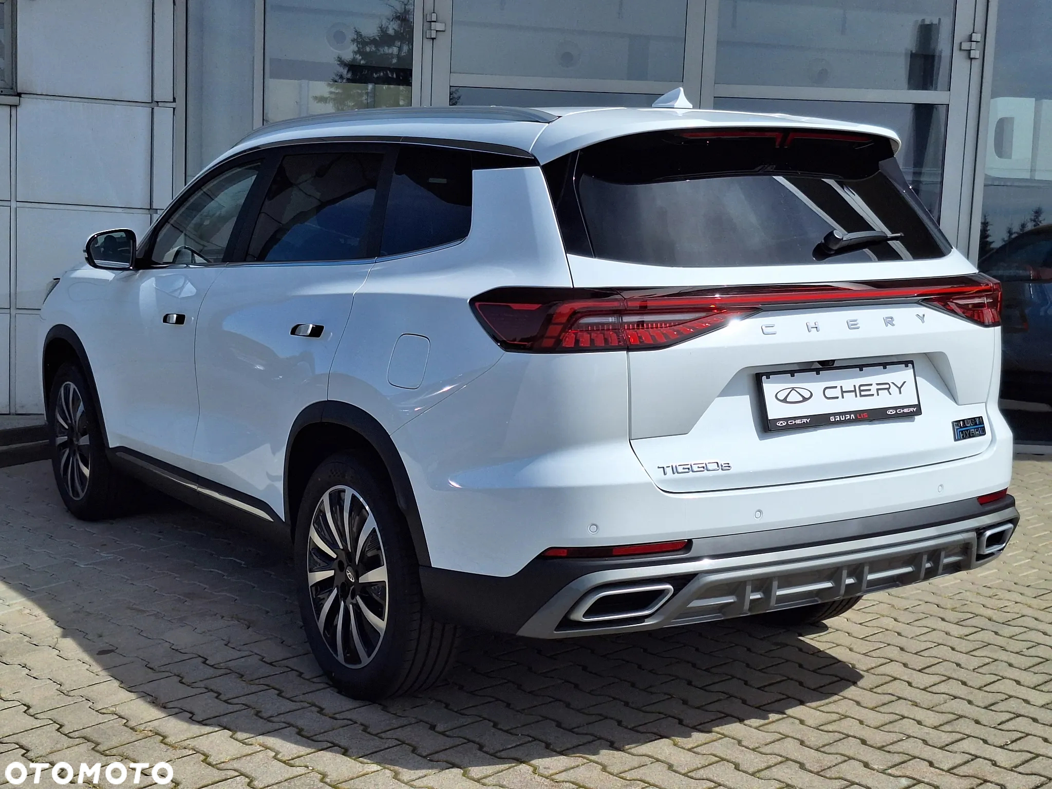 Chery Tiggo 8 - 10