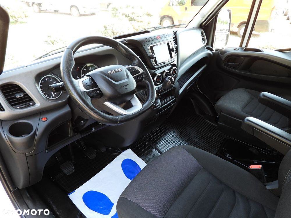 Iveco DAILY 35S18 PLANDEKA 10 PALET TEMPOMAT NAWIGACJA LEDY KLIMATYZACJA  180KM - 3