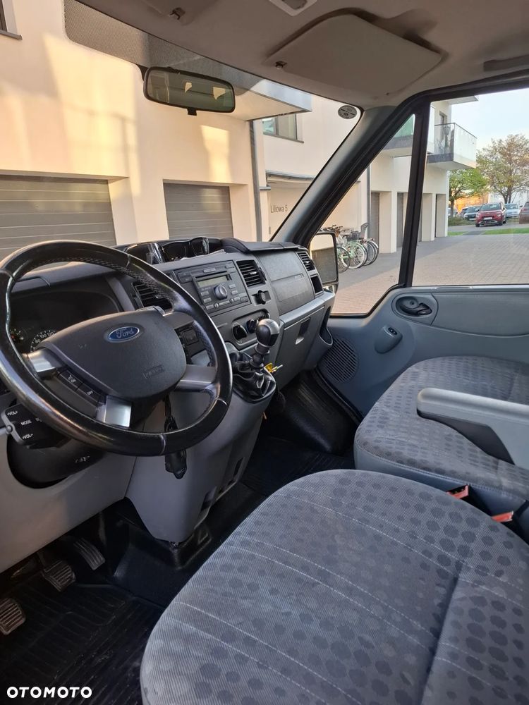 Ford Transit - 10