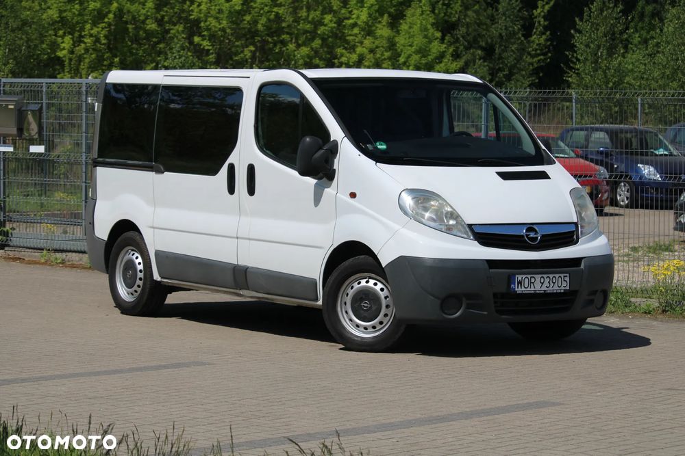 Opel Vivaro - 2