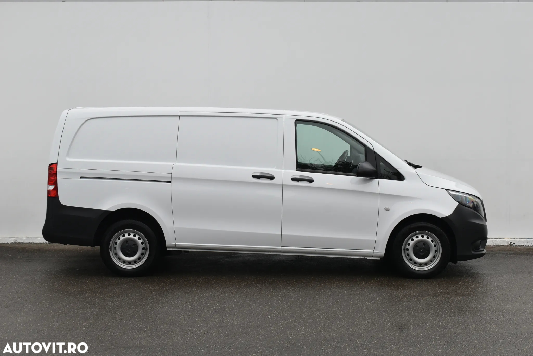 Mercedes-Benz Vito - 11