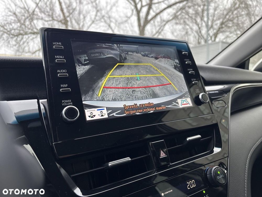 Toyota Camry 2.5 Hybrid Executive CVT - 33