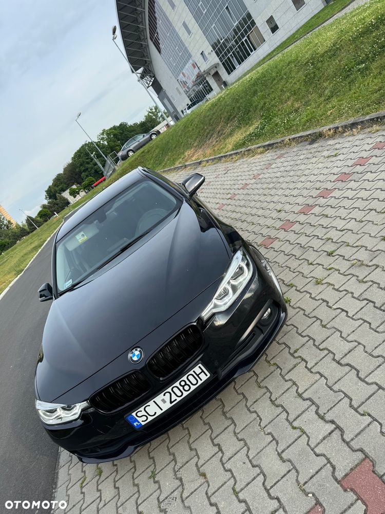 BMW Seria 3 318d xDrive - 11