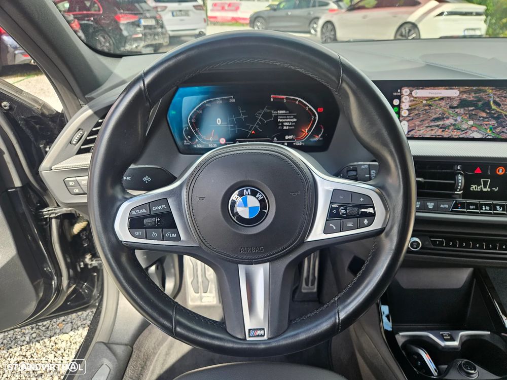 BMW 116 d Pack Desportivo M - 24