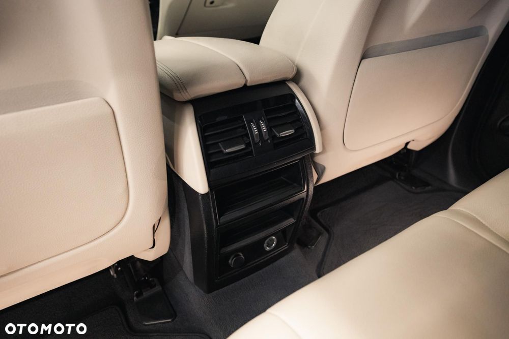 BMW X6 xDrive30d - 34