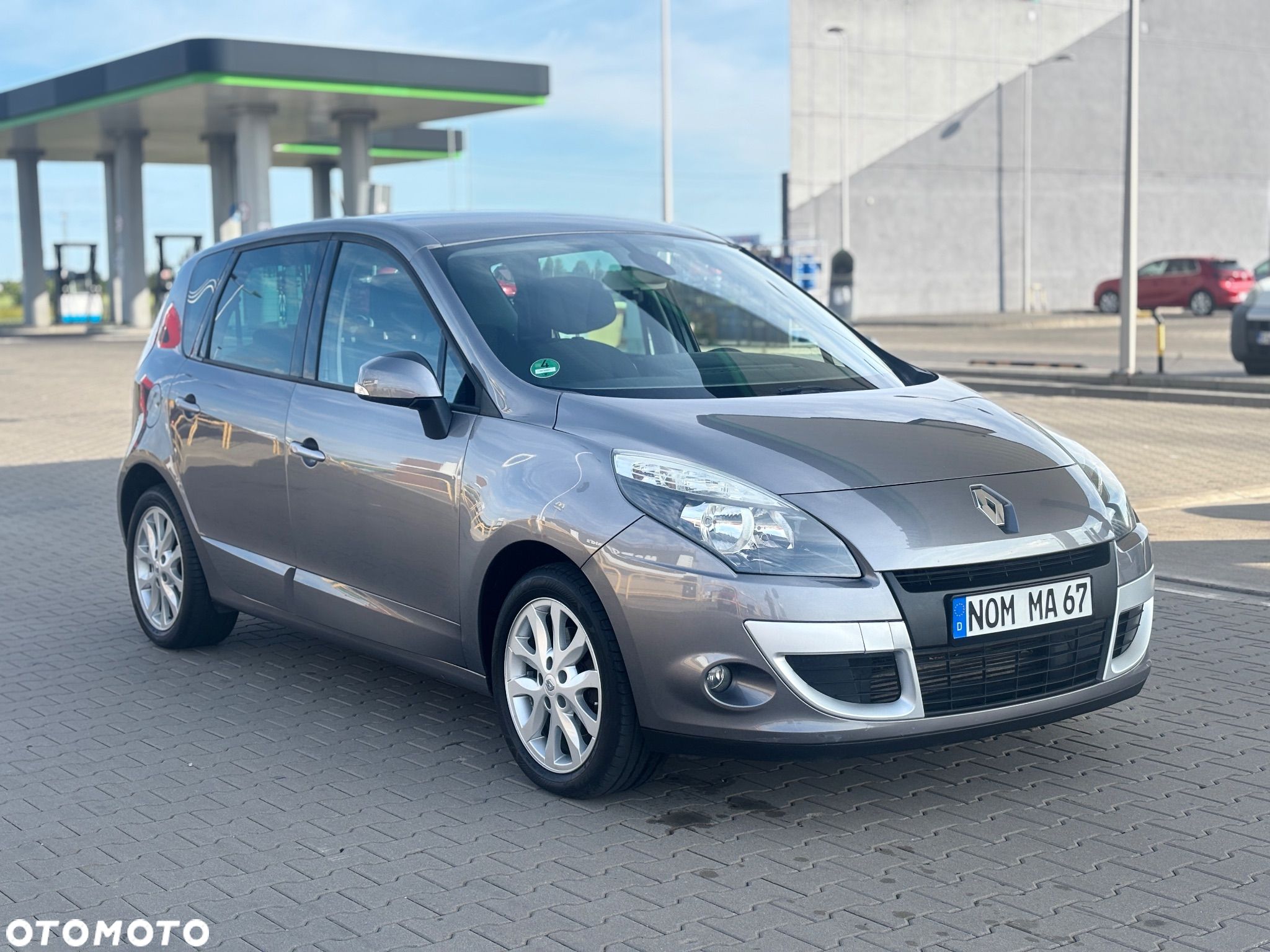 Renault Scenic 1.9 dCi Expression - 1