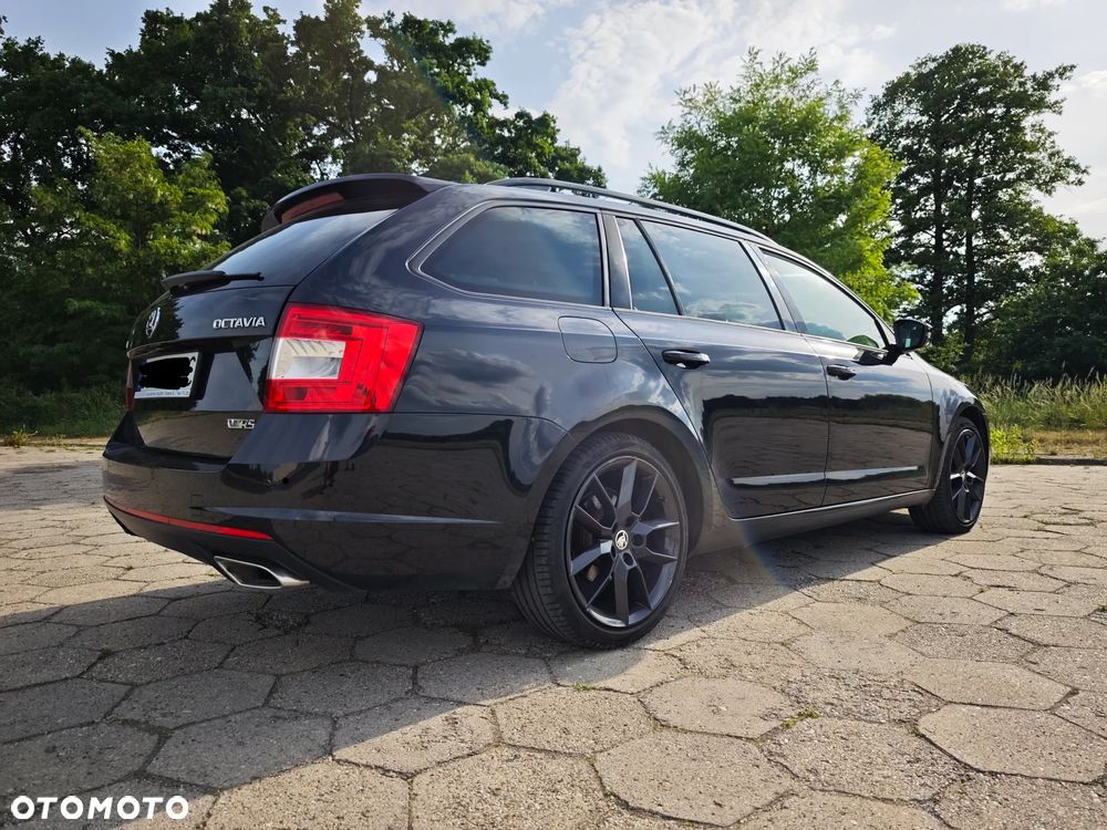Skoda Octavia 2.0 TDI RS DSG - 5