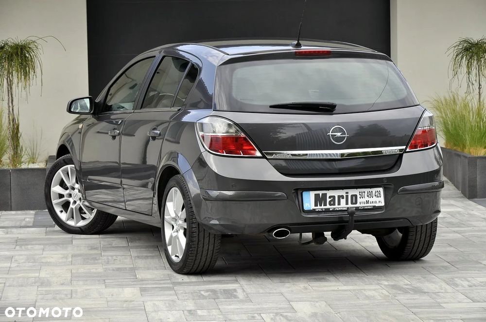 Opel Astra 1.6 Turbo Sport - 4