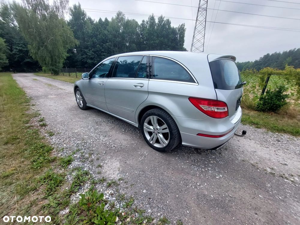 Mercedes-Benz Klasa R 500 L 4-Matic - 9
