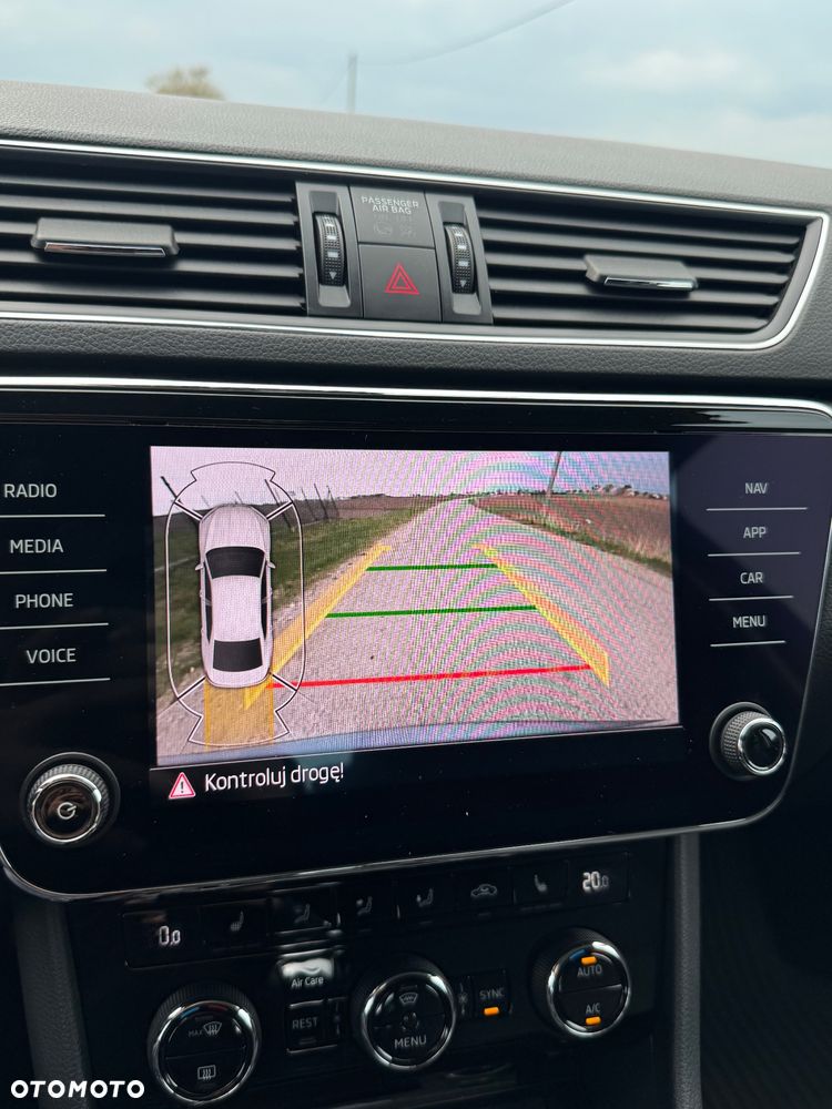 Skoda Superb 2.0 TSI Style DSG - 17