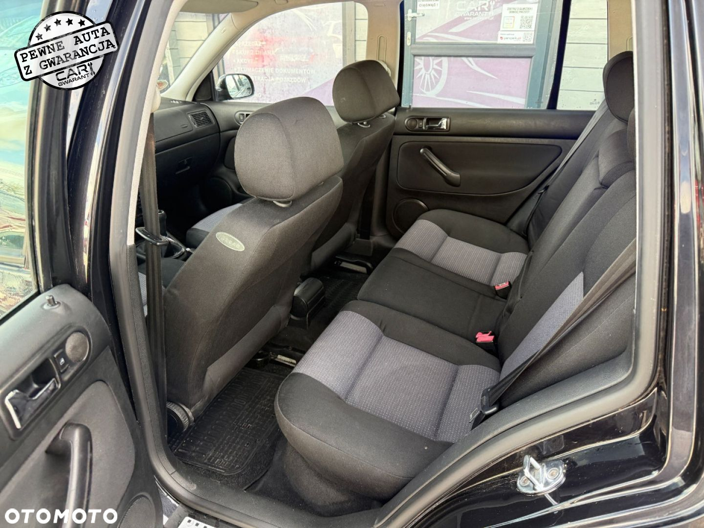 Volkswagen Golf - 12