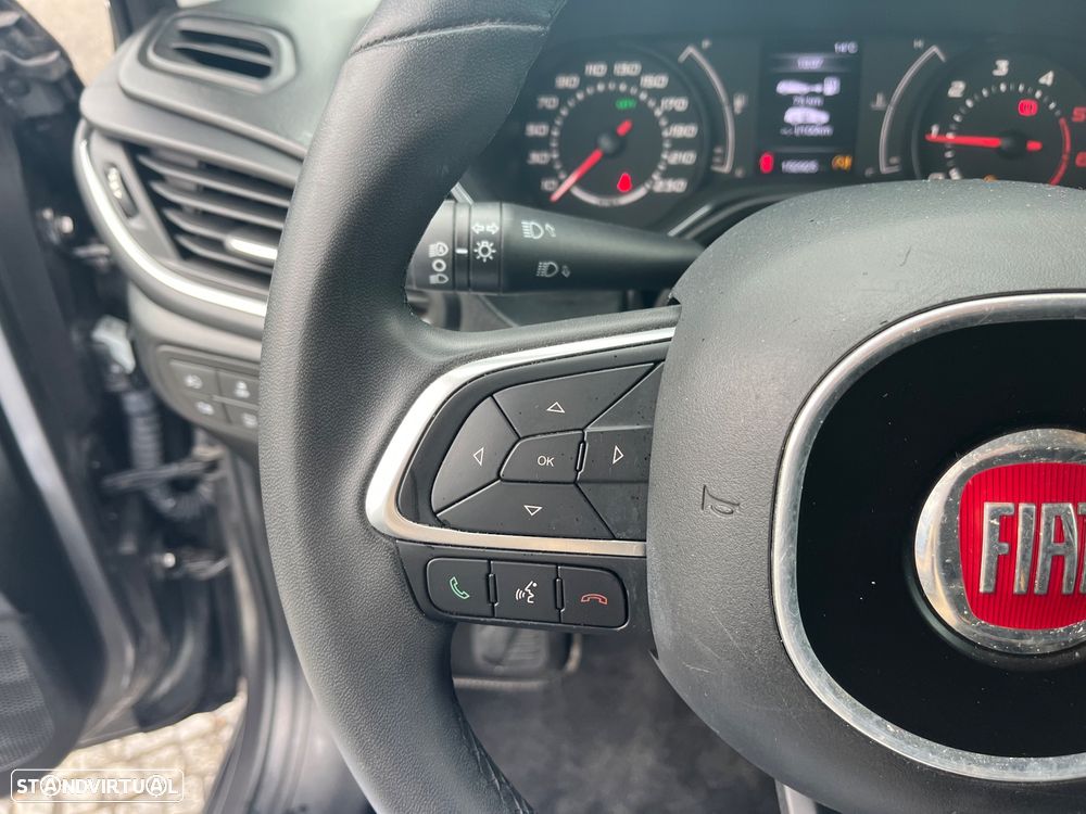 Fiat Tipo Station Wagon 1.3 M-Jet Lounge - 22