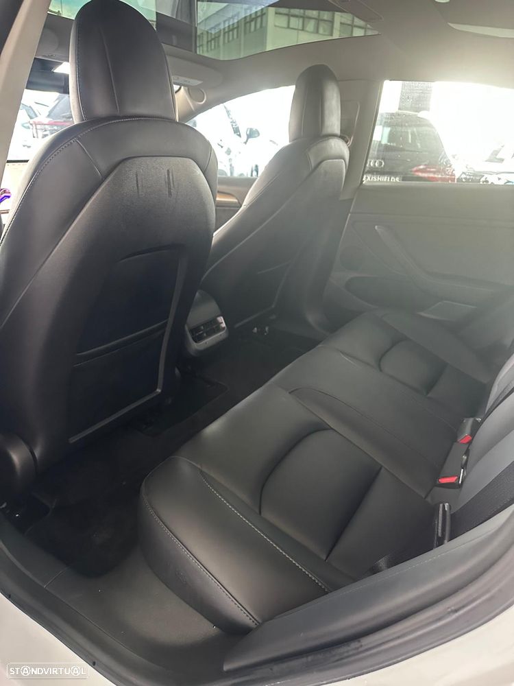 Tesla Model 3 Long Range RWD - 8