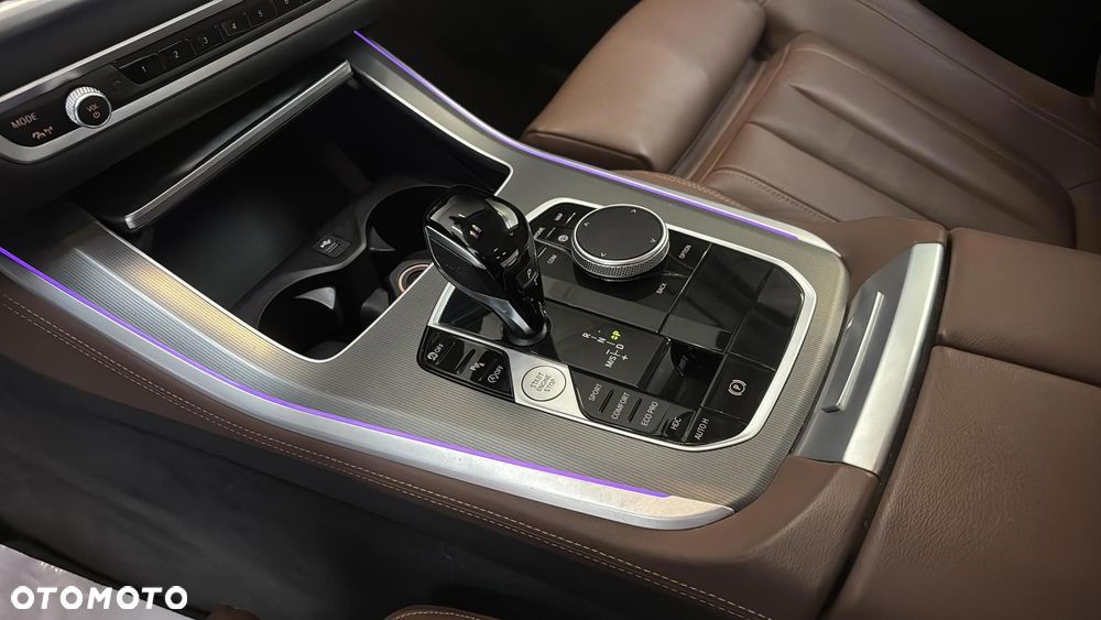 BMW X5 xDrive25d - 16