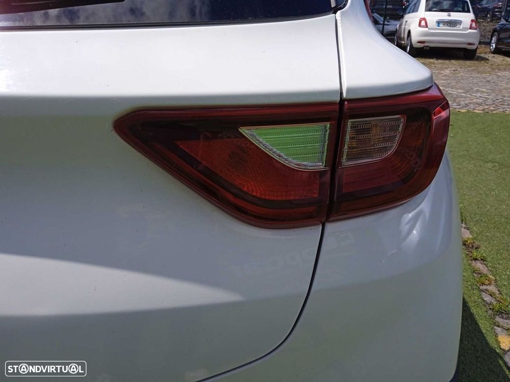 Kia Stonic 1.2 Dynamic - 21