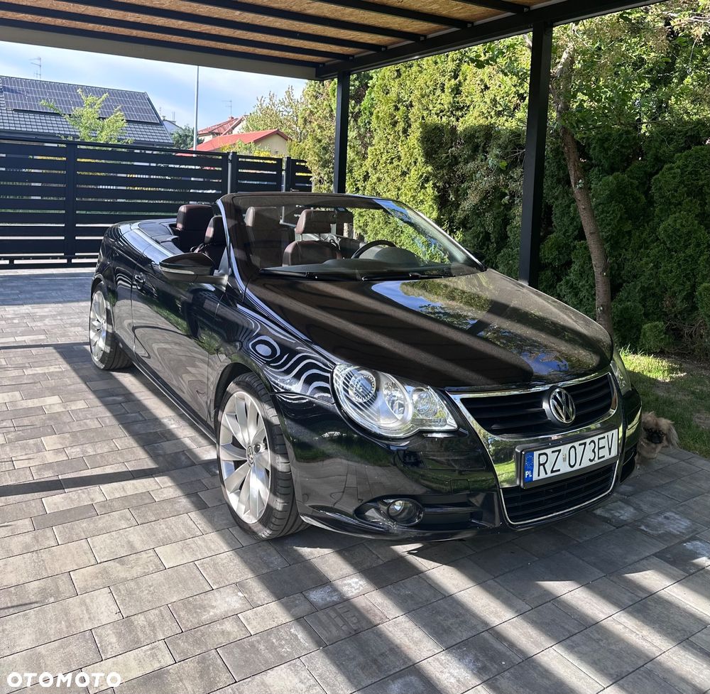 Volkswagen Eos - 1